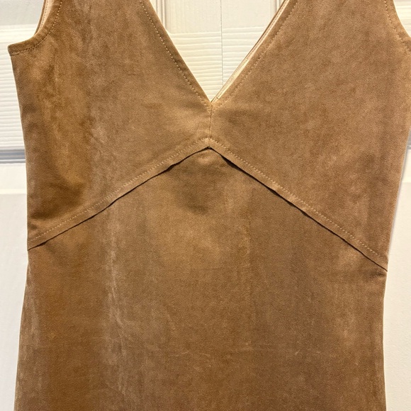 Aritzia Wilfred Free brown tan faux leather suede v-neck sleeveless dress 2 - Picture 5 of 7